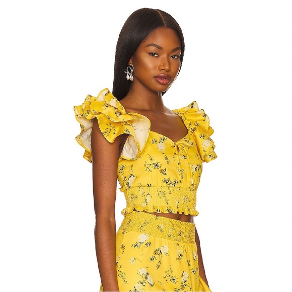 NEW ALICE + OLIVIA REVOLVE YELLOW FLORAL PRINT CROP TOP - Picture 4 of 10